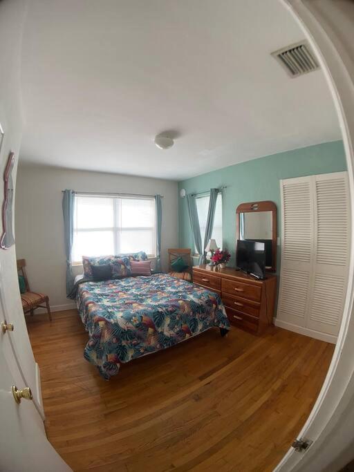 Private One-Bedroom 6 -Directly Across From Beach 圣徒皮特海滩 外观 照片